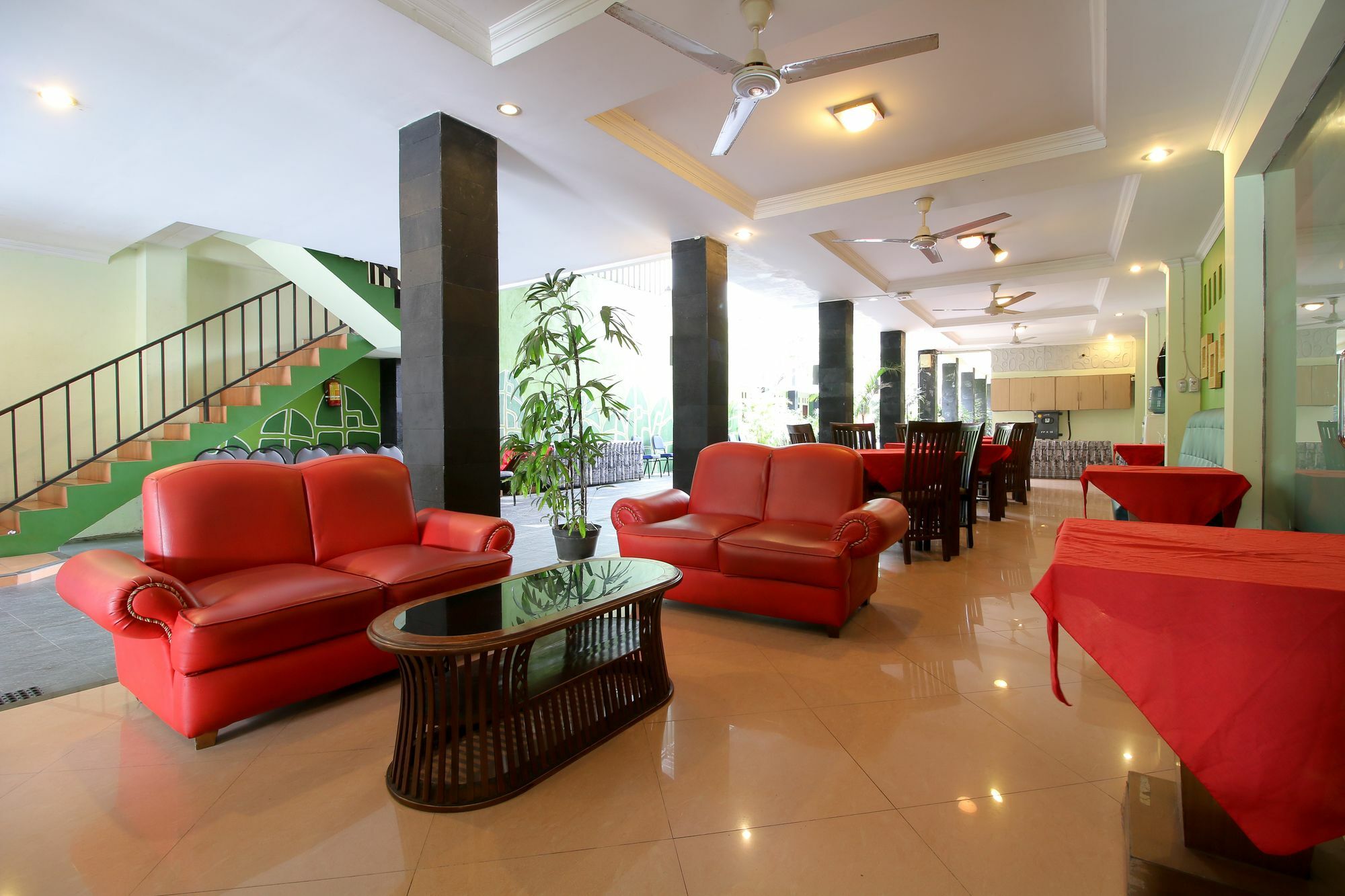 Reddoorz Plus @ Taman Siswa 2 Yogyakarta Ngoại thất bức ảnh